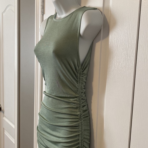 CLUB L LONDON
Glam Casual Ruched Side Detail Mini Dress - Picture 2 of 7